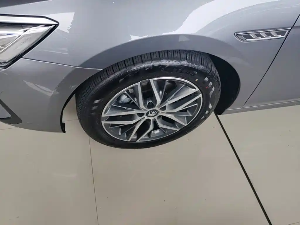 BYD Qin PLUS — фото 23