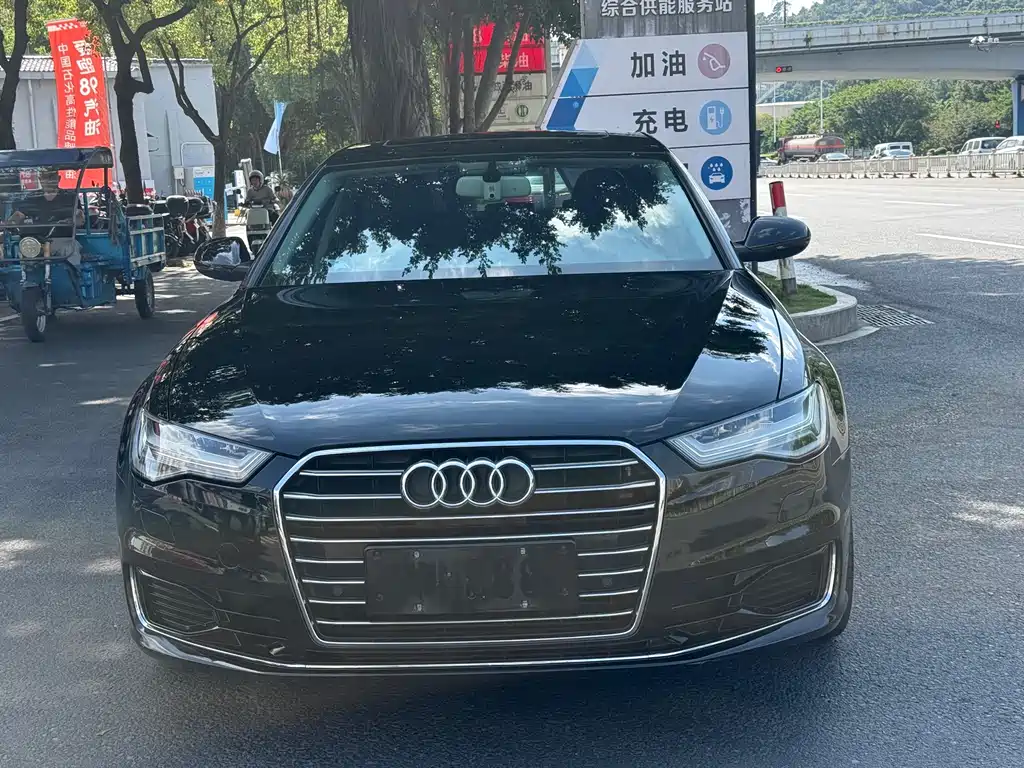 Audi A6L — фото 2