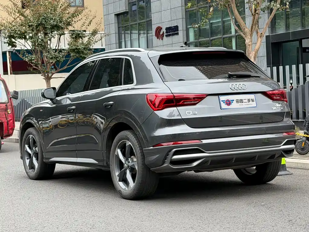Audi Q3 — фото 4