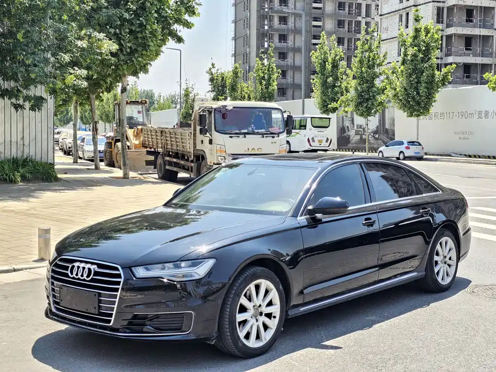 Audi A6L — фото 2