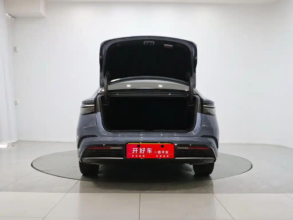 BYD Seal 07 DM-i — фото 7