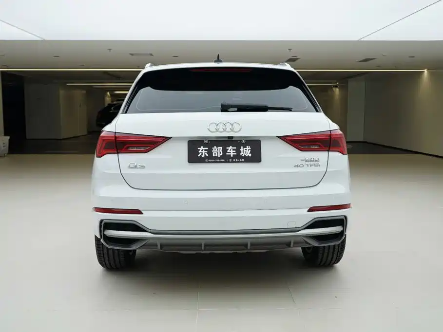 Audi Q3 — фото 4