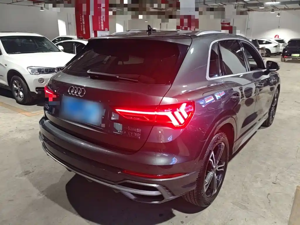 Audi Q3 — фото 6
