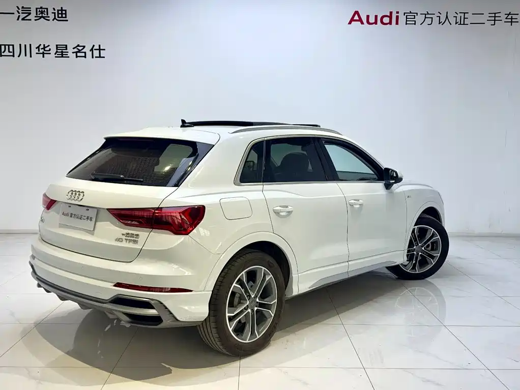 Audi Q3 — фото 4