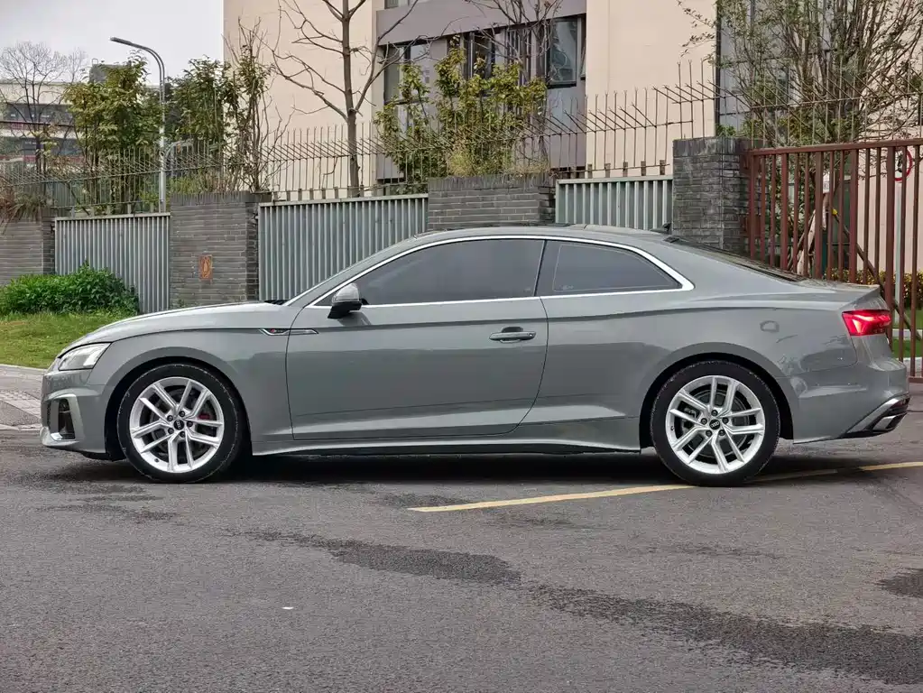 Audi A5 (Import) — фото 3