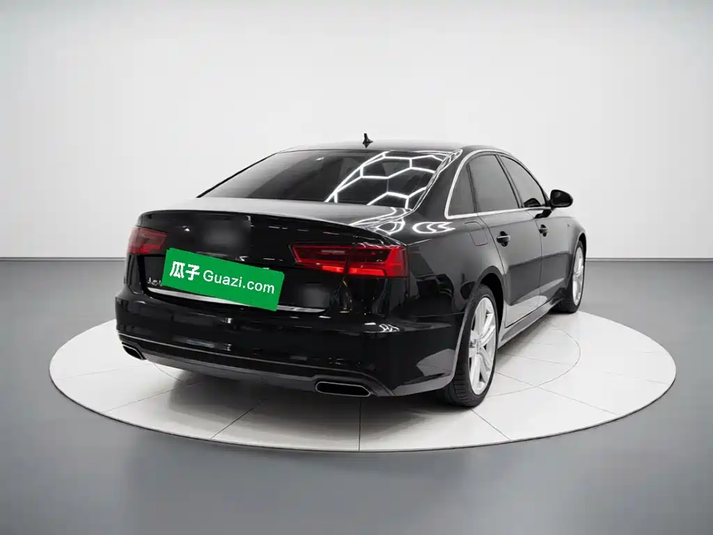 Audi A6L — фото 6