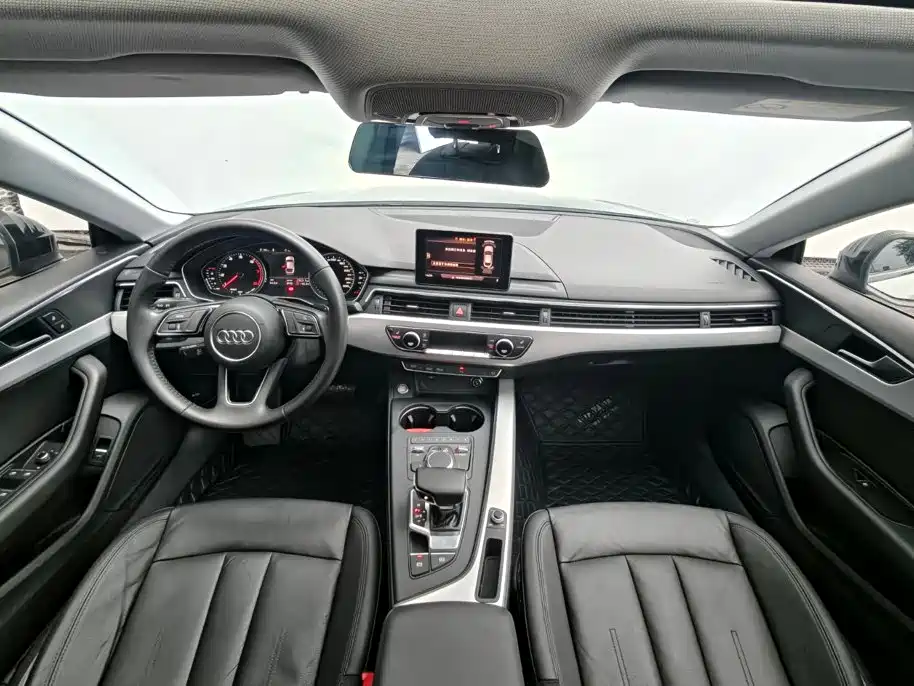 Audi A5 (Import) — фото 7