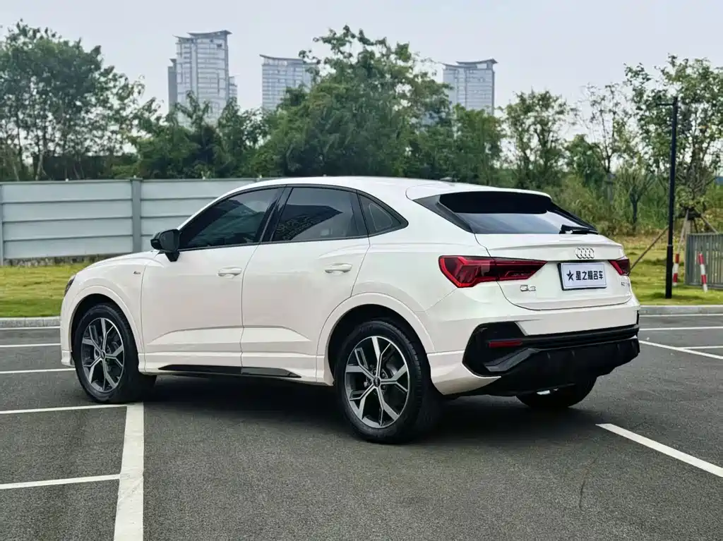 Audi Q3 Sportback — фото 4