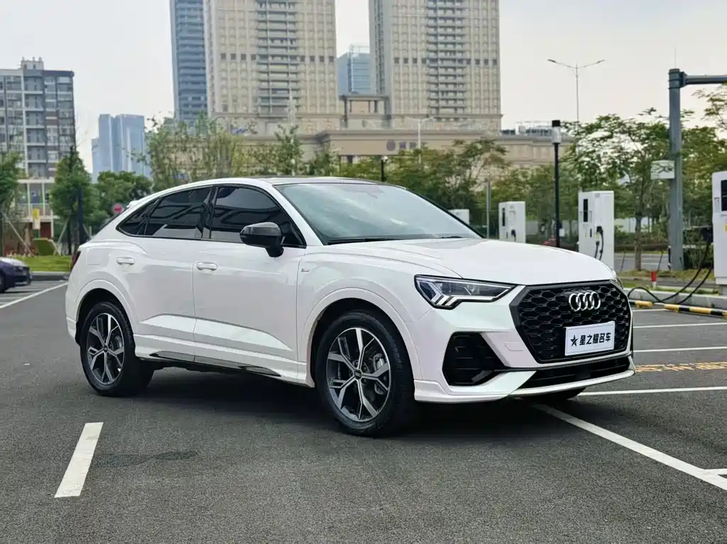 Audi Q3 Sportback — фото 5