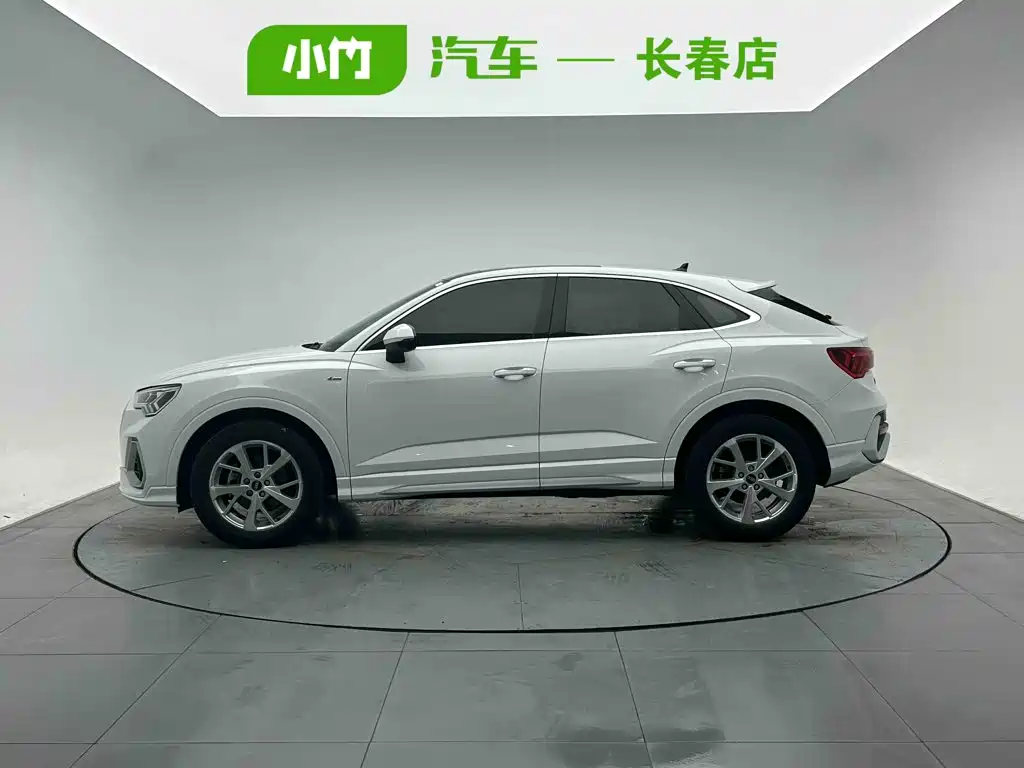 Audi Q3 Sportback — фото 3