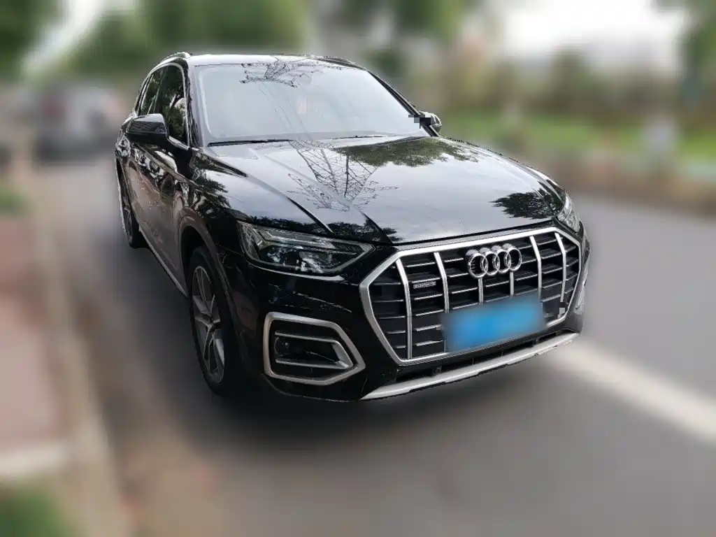 Audi Q5L — фото 3