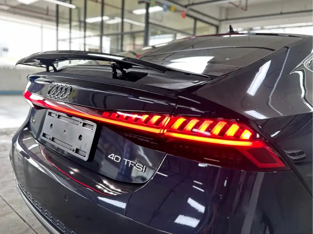 Audi A7 — фото 9