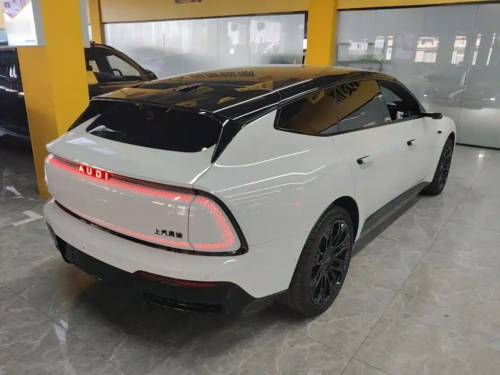 Audi E5 Sportback — фото 6