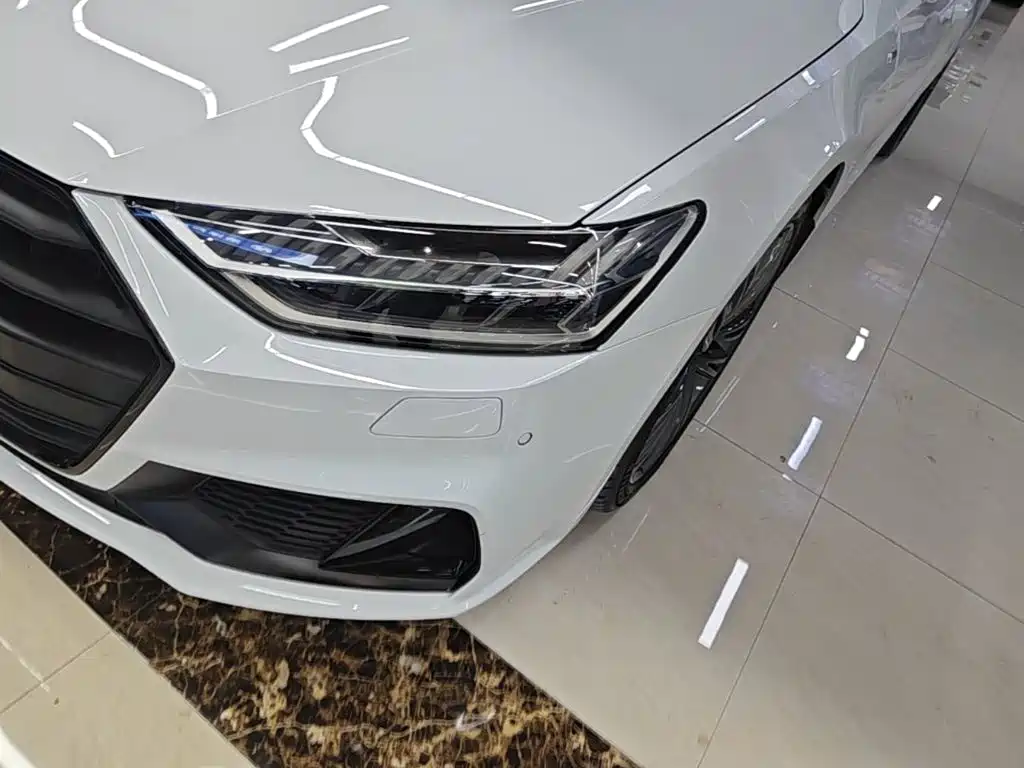 Audi A7 — фото 23