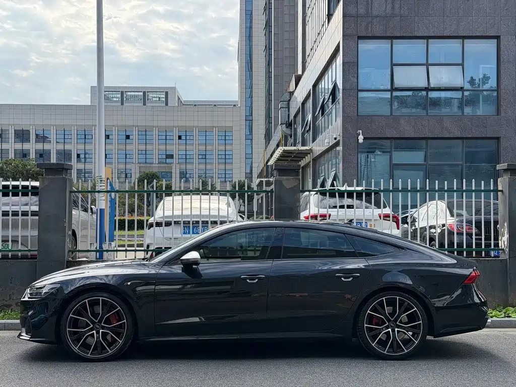 Audi S7 — фото 3