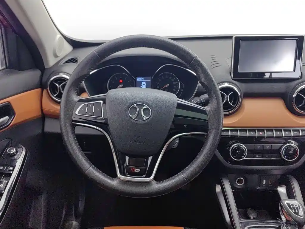 BAIC Senova X35 — фото 11
