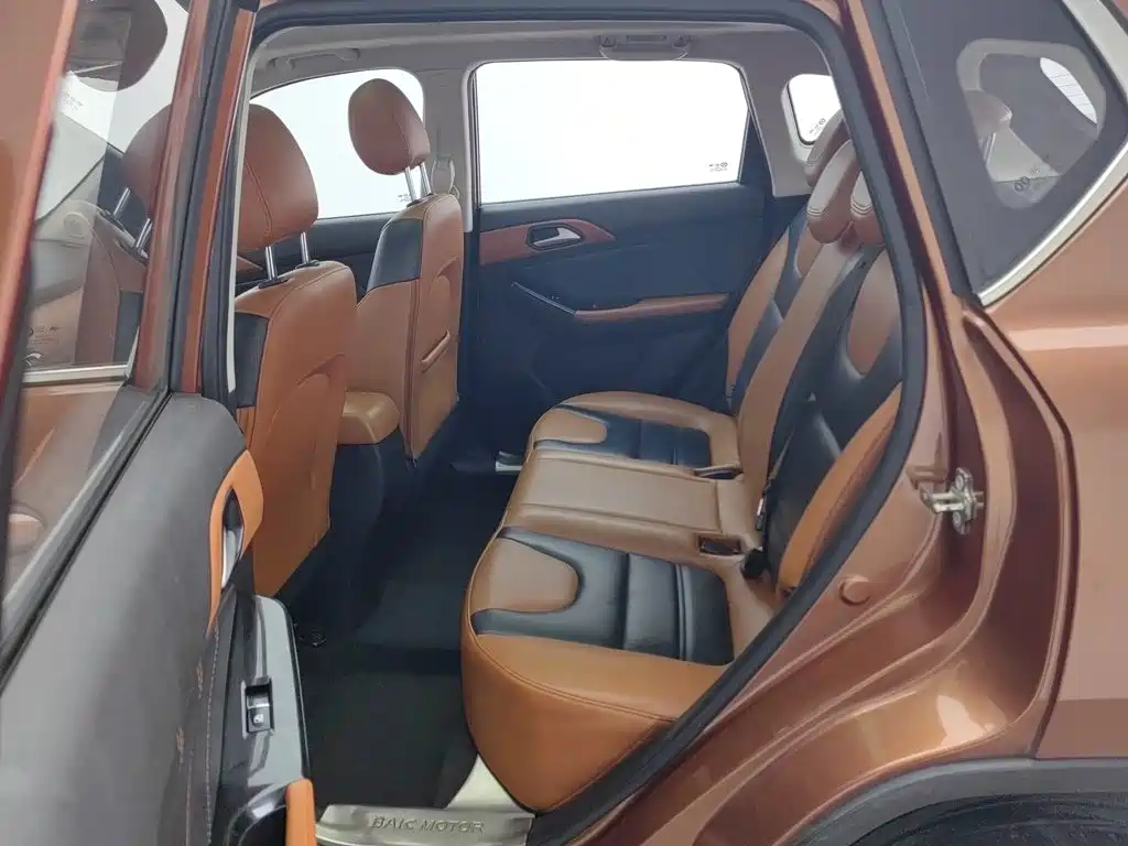 BAIC Senova X35 — фото 15