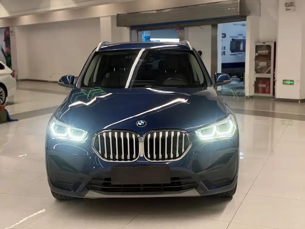 BMW X1 — фото 2