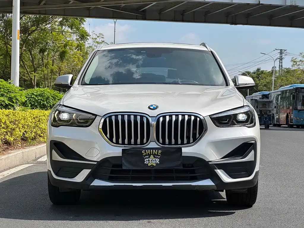 BMW X1 — фото 2