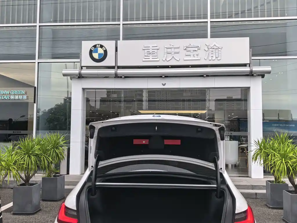 BMW i3 — фото 16