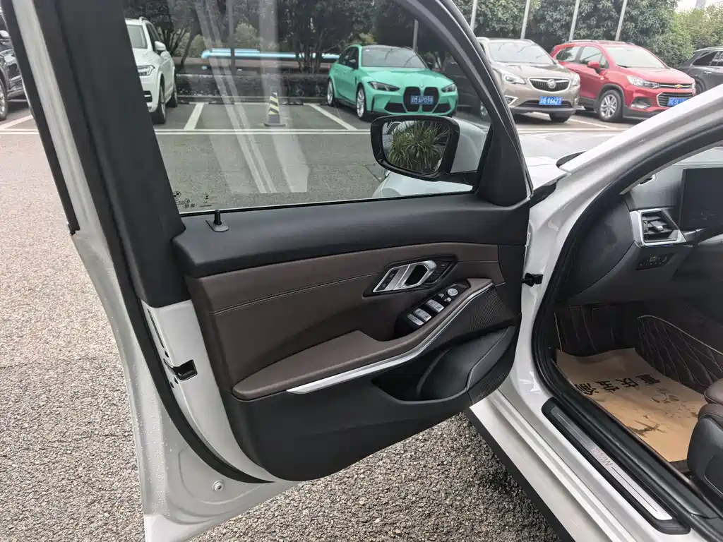 BMW i3 — фото 5
