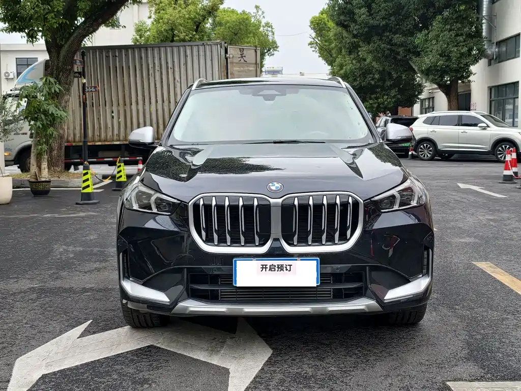 BMW X1 — фото 2