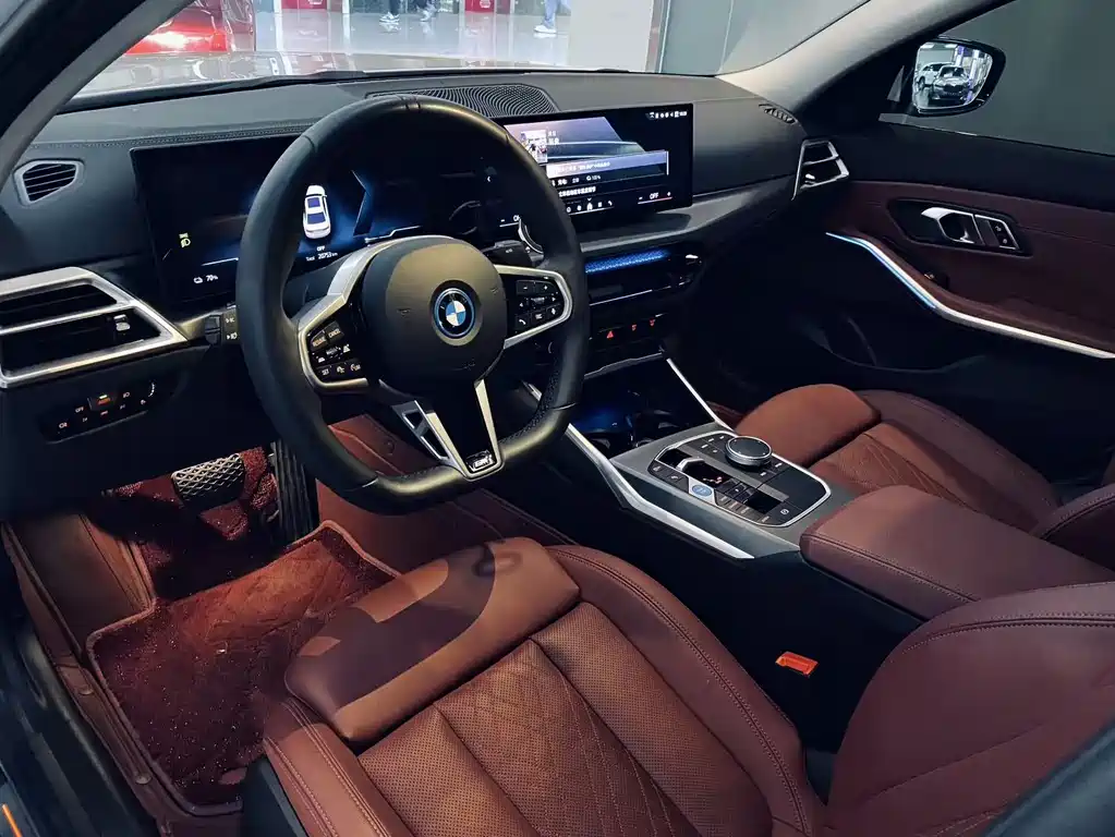 BMW i3 — фото 15