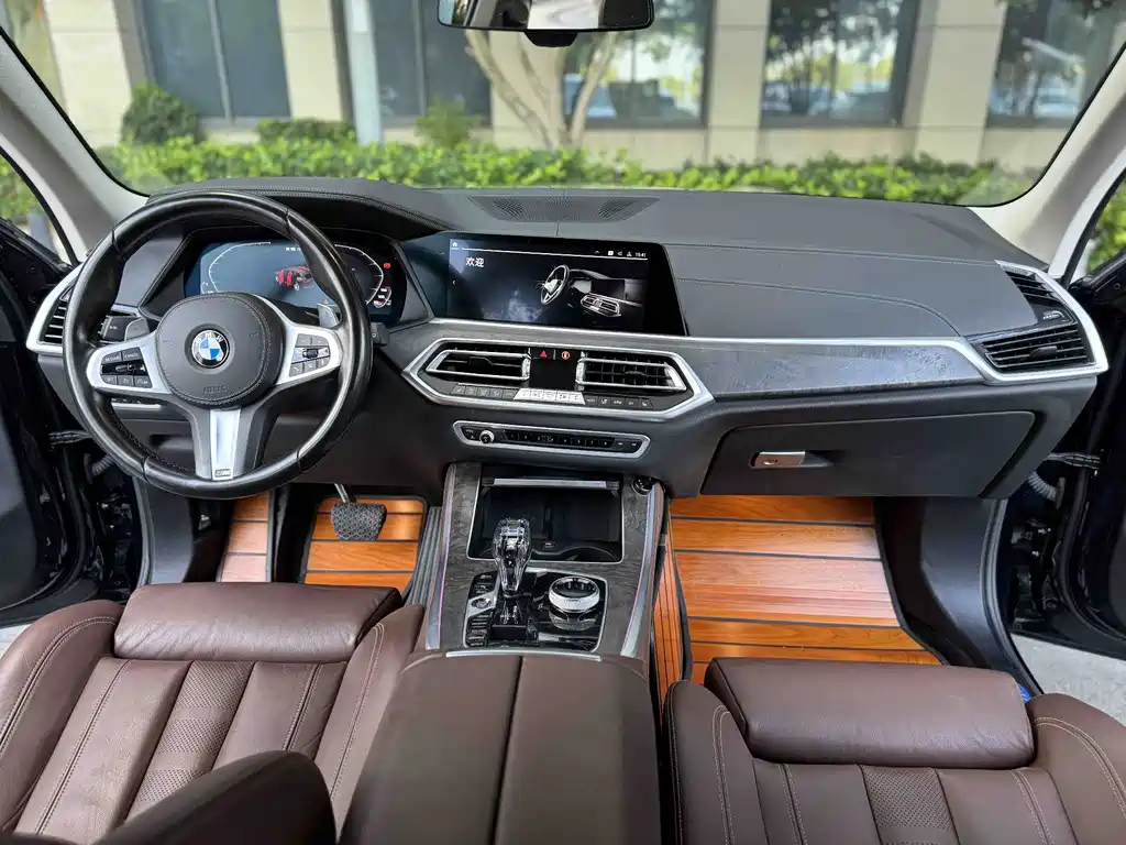 BMW X5 (Import) — фото 5