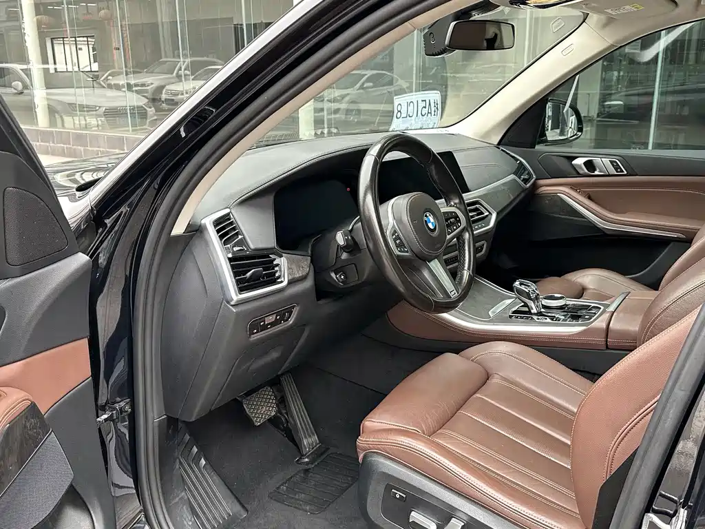 BMW X5 (Import) — фото 5