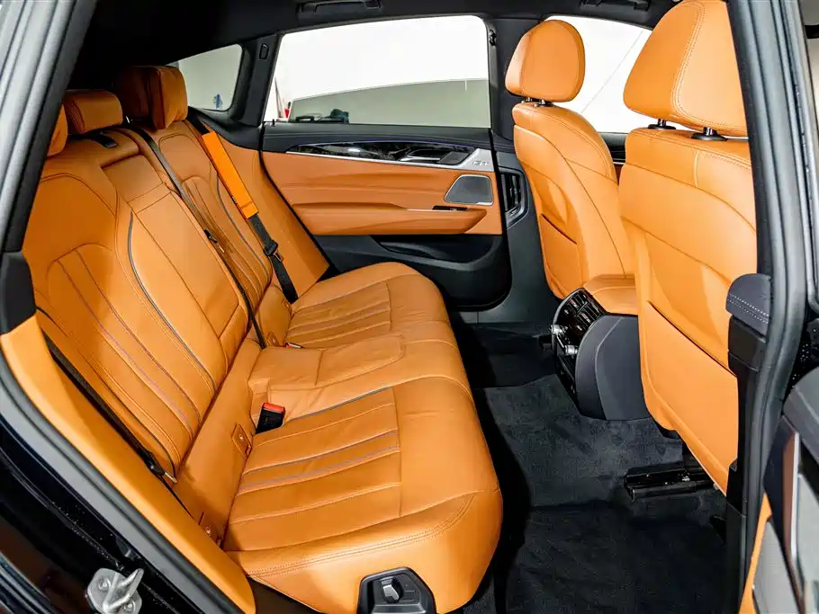 BMW 6 Series GT — фото 23