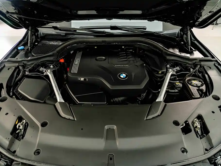 BMW 6 Series GT — фото 27