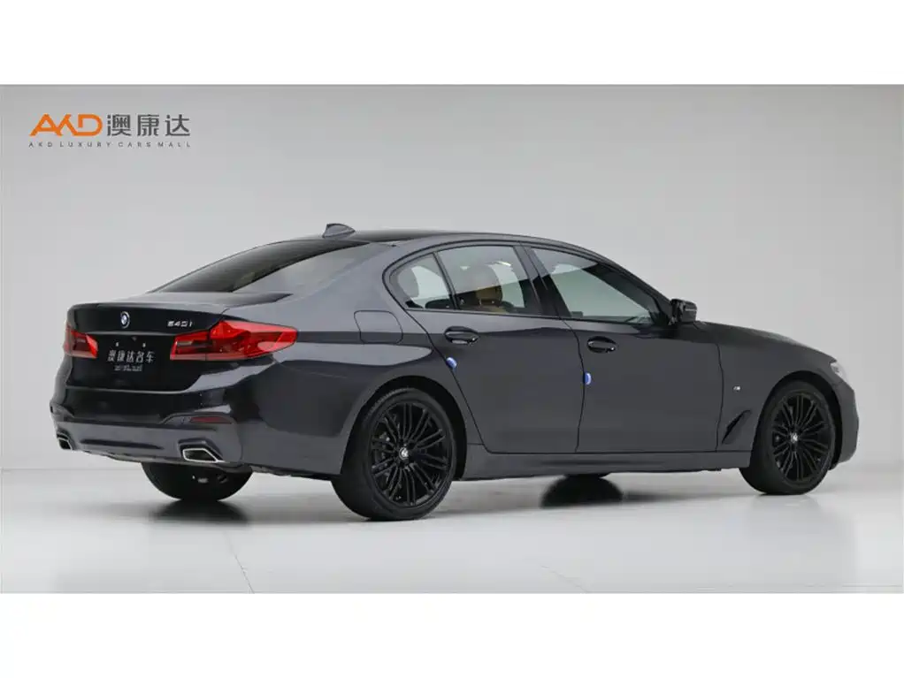 BMW 5 Series (Import) — фото 3