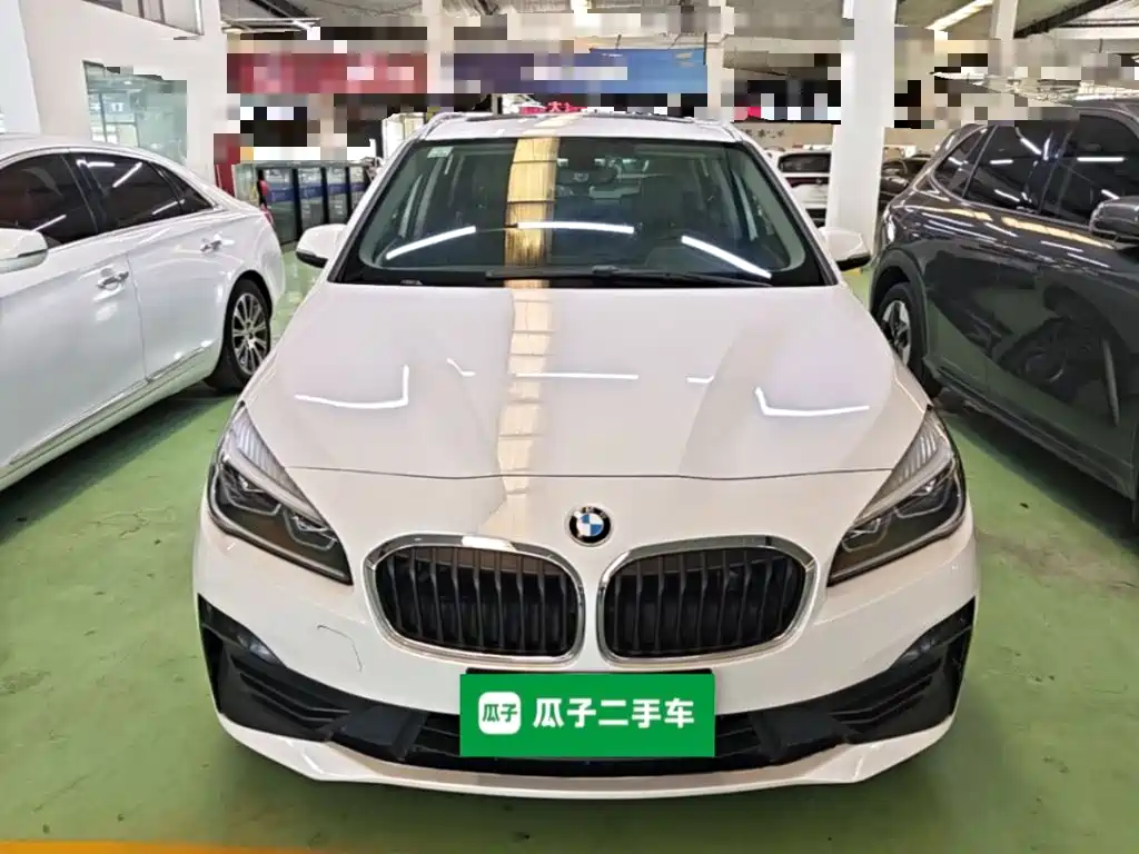 BMW 2 Series Active Tourer — фото 2
