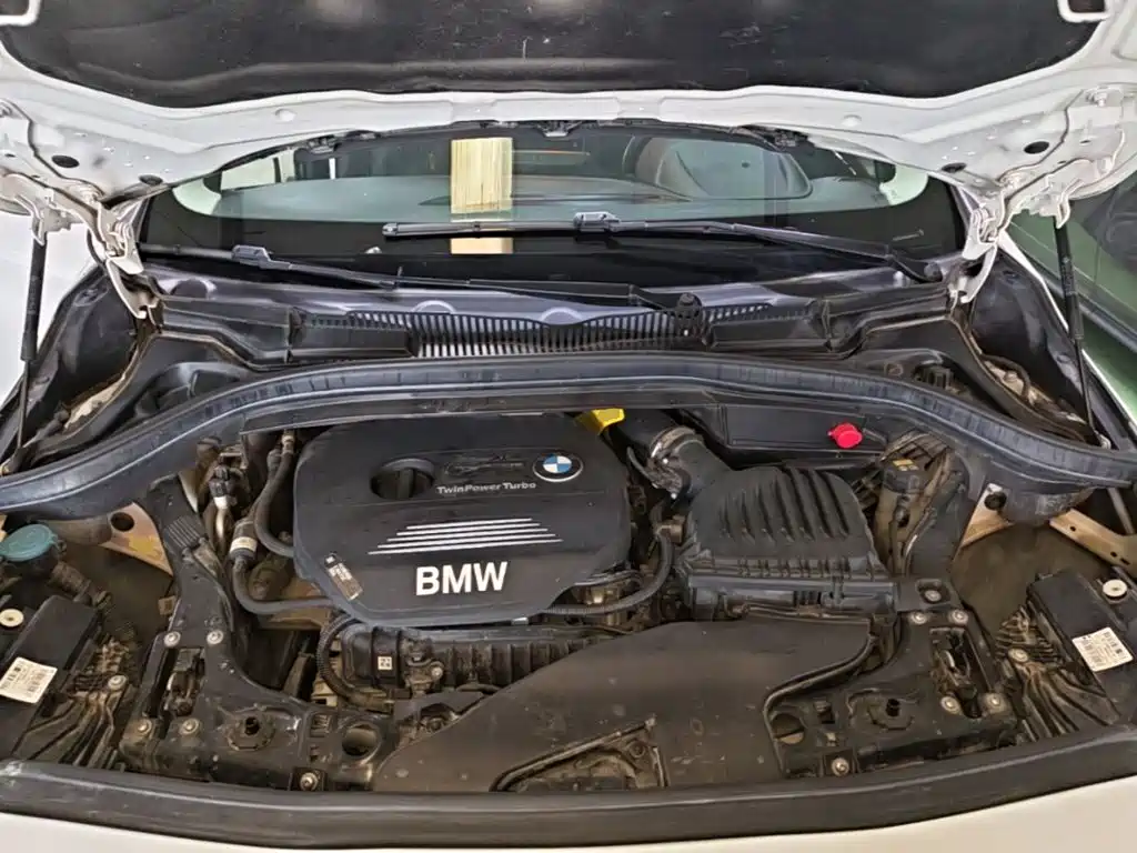 BMW 2 Series Active Tourer — фото 19