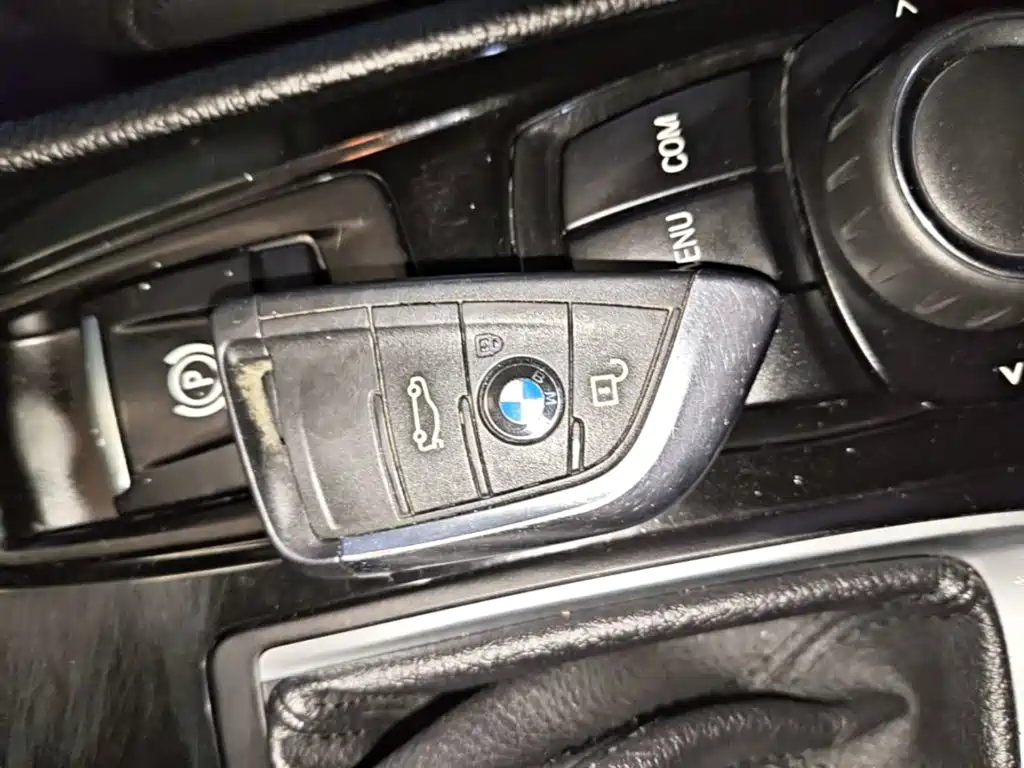 BMW 2 Series Active Tourer — фото 8