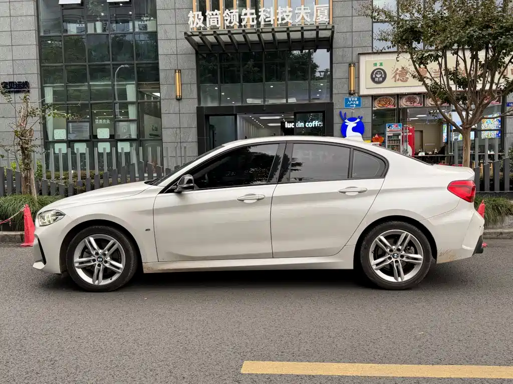 BMW 1 Series — фото 3