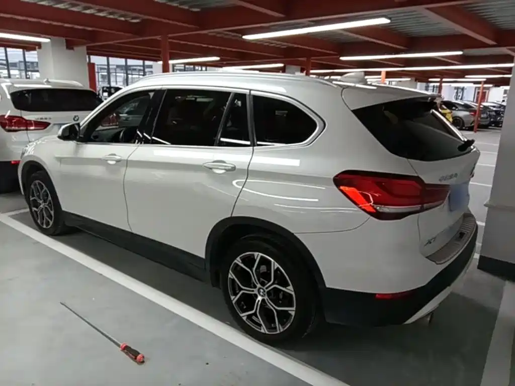 BMW X1 — фото 22