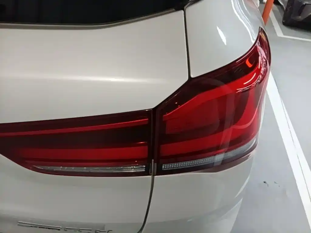 BMW X1 — фото 23