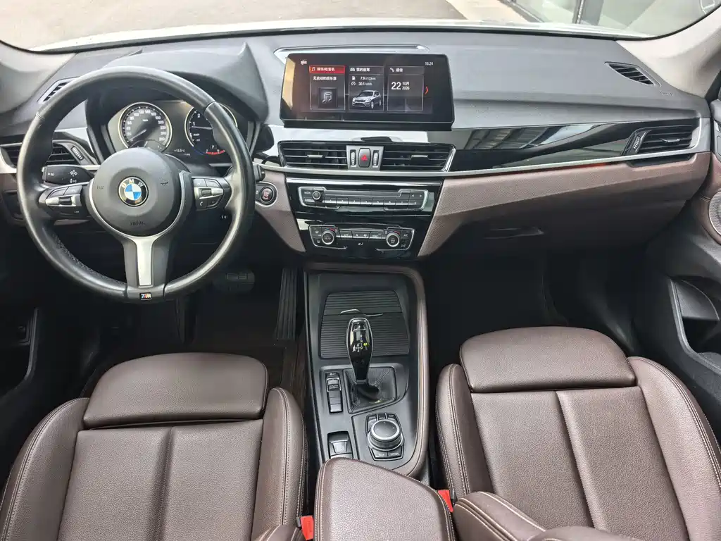 BMW X1 — фото 10
