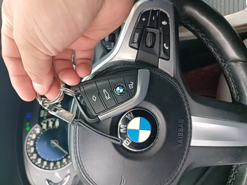BMW X3 — фото 8