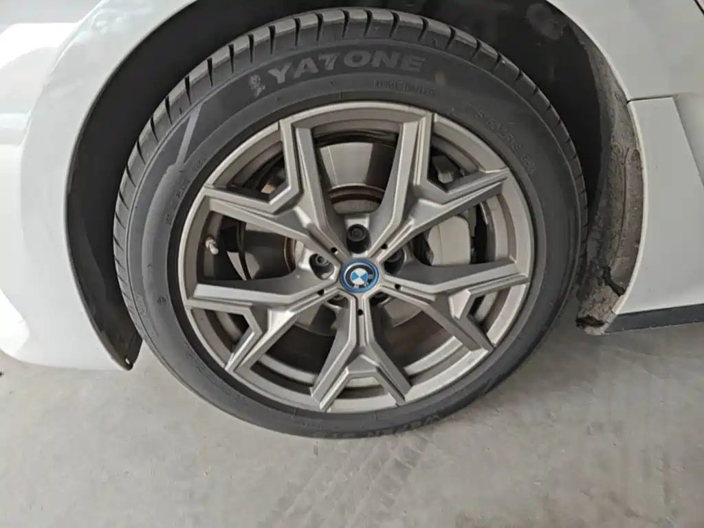 BMW i3 — фото 22