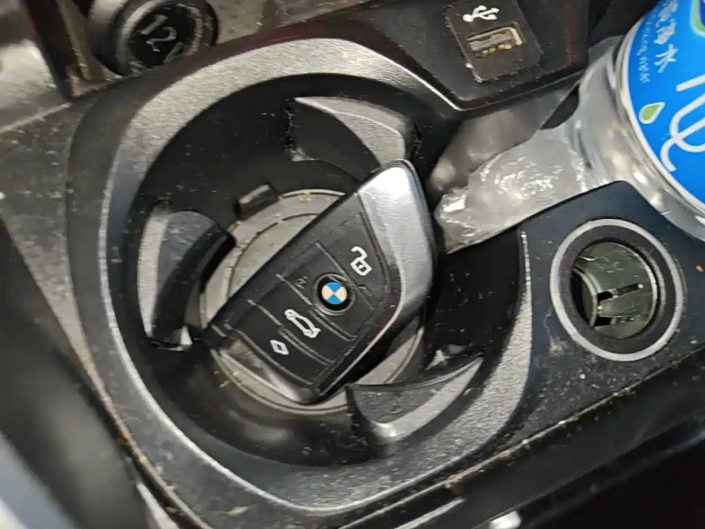 BMW i3 — фото 8