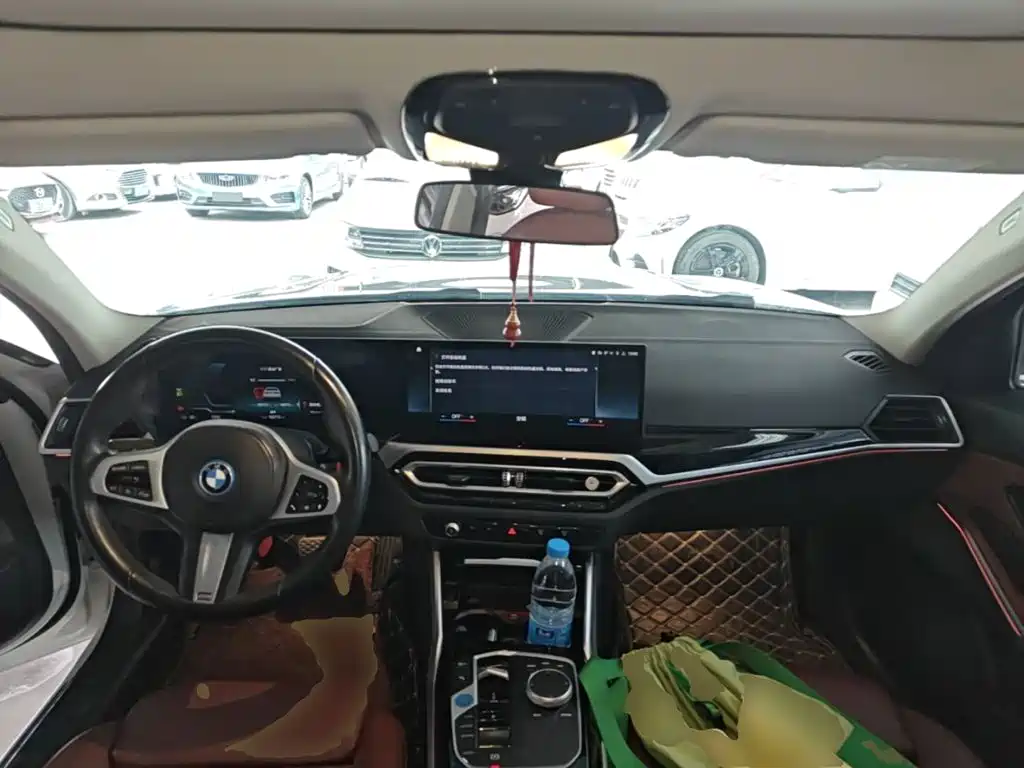BMW i3 — фото 9