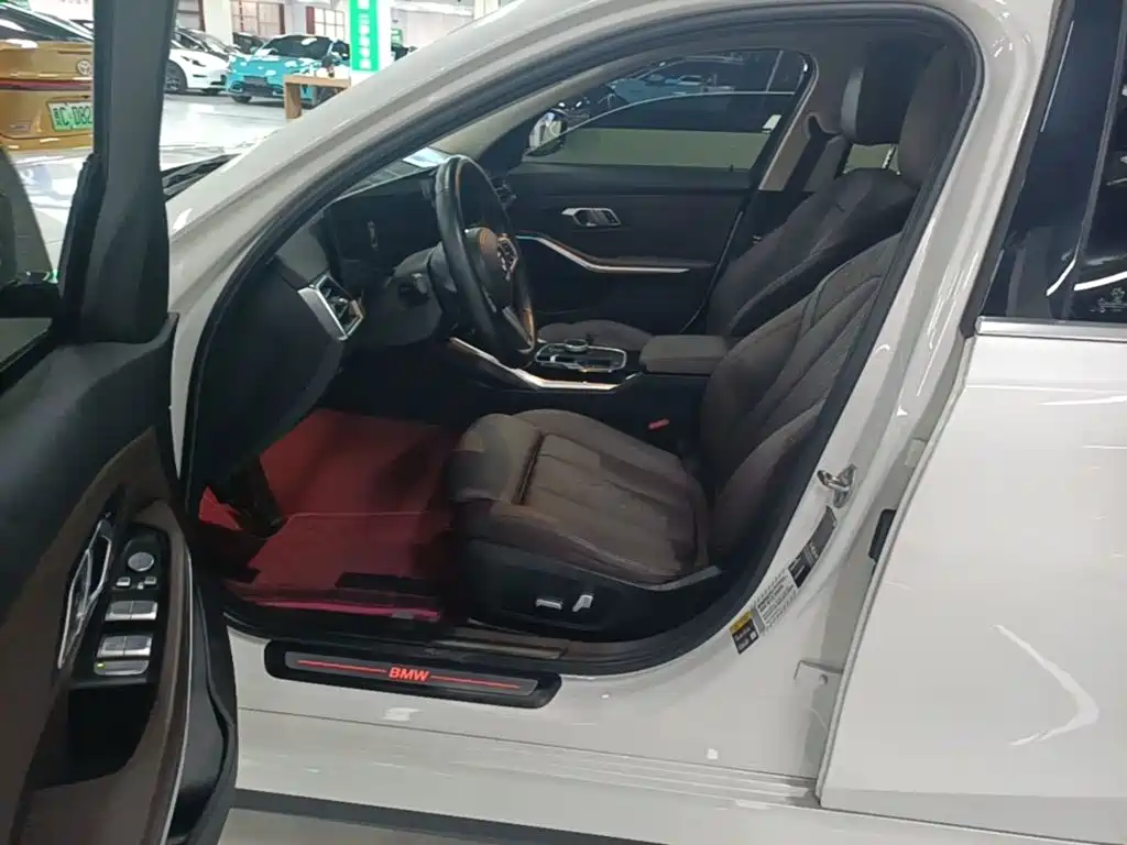BMW i3 — фото 14