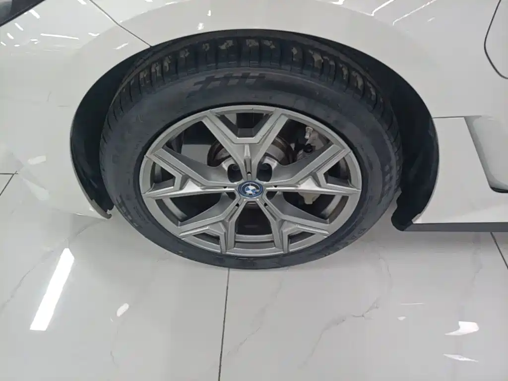 BMW i3 — фото 22
