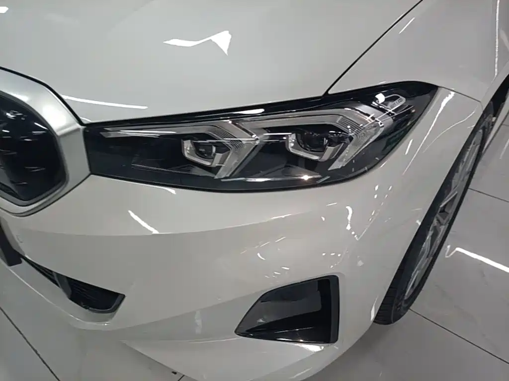 BMW i3 — фото 23