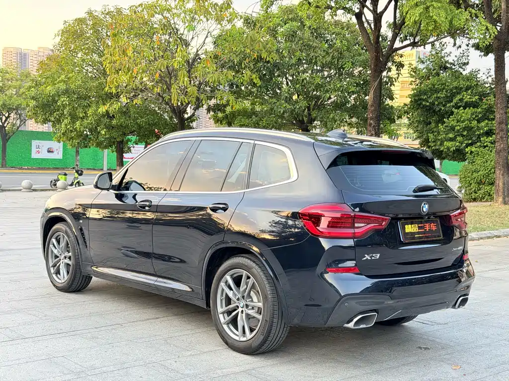 BMW X3 — фото 11
