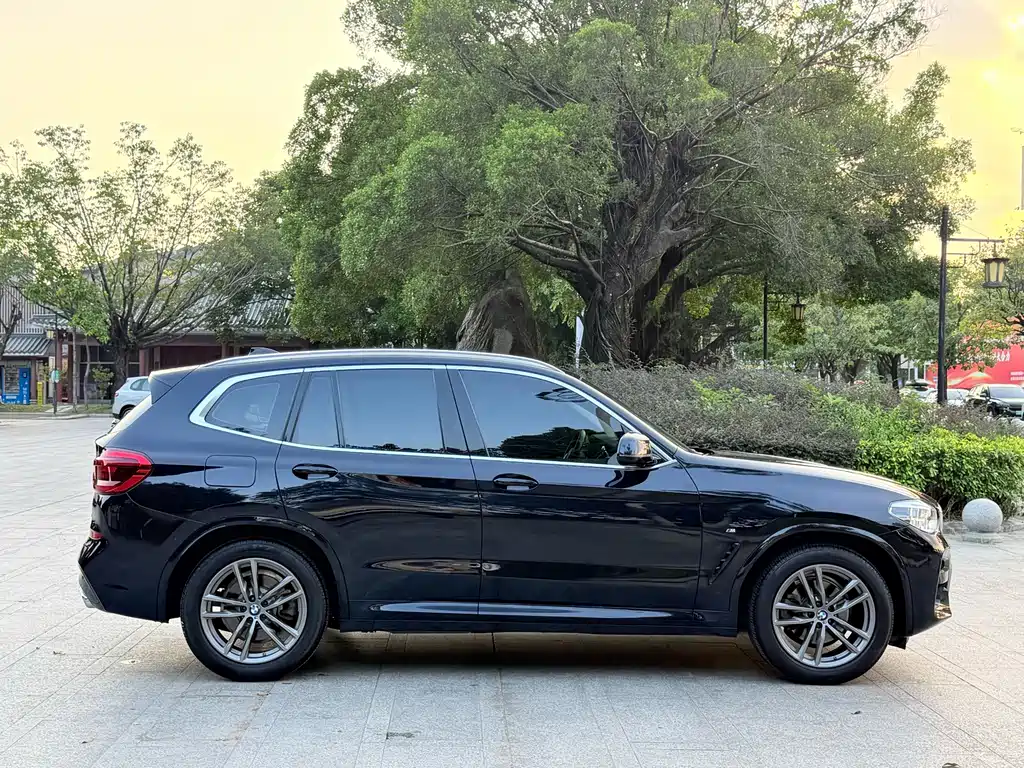 BMW X3 — фото 14
