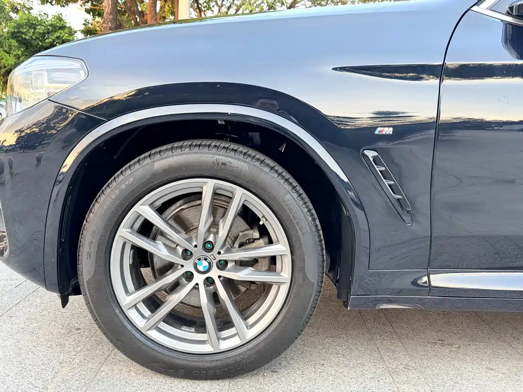 BMW X3 — фото 17