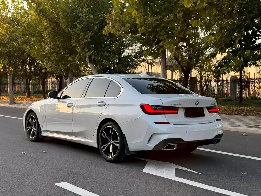 BMW 3 Series — фото 4